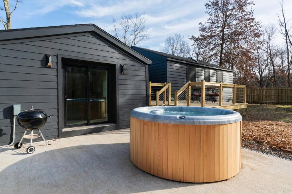 New Paltz Zen Wellness Cabin W/ Hot Tub Extérieur photo